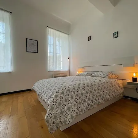 L'appartement Tomey Avec Parking Apartament