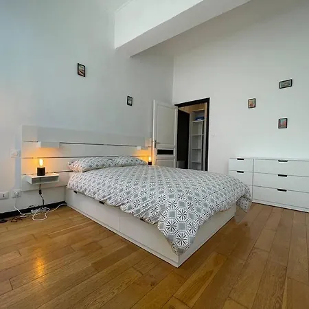 L'appartement Tomey Avec Parking Apartment *