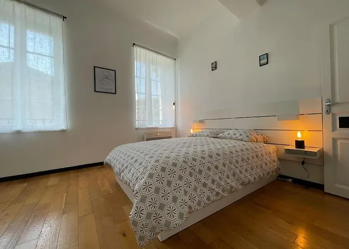 L'appartement Tomey Avec Parking Daire