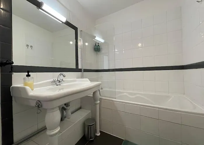 L'appartement Tomey Avec Parking Daire *