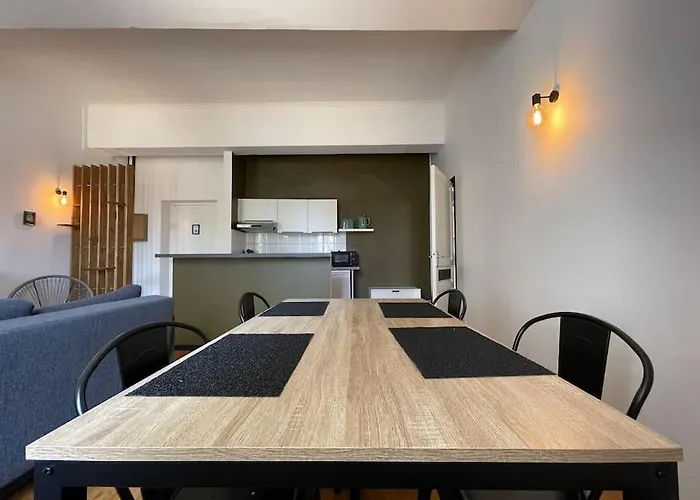 Daire L'appartement Tomey Avec Parking *